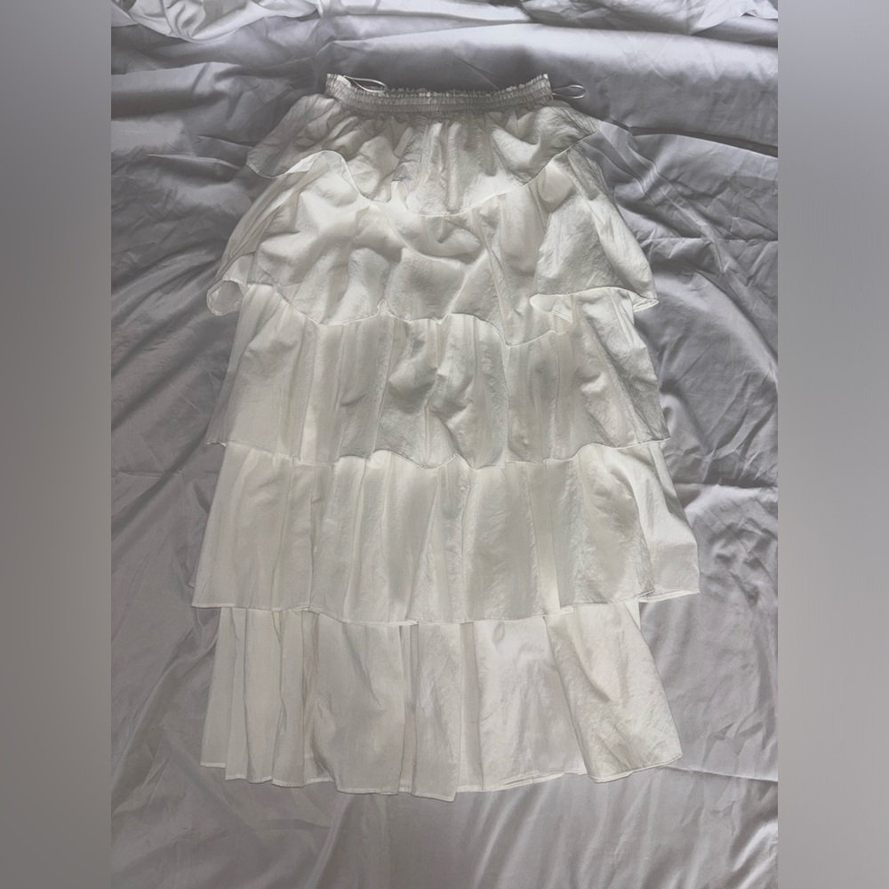 White maxi skirt from boutique, layered or tiered skirt.